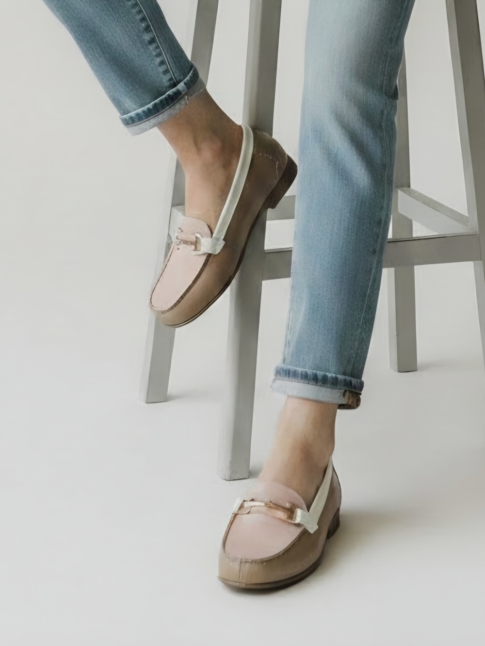 AEROSOLES Women's Driving Loafers Size 7M Taupe Blush